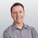 Chris Eaves headshot